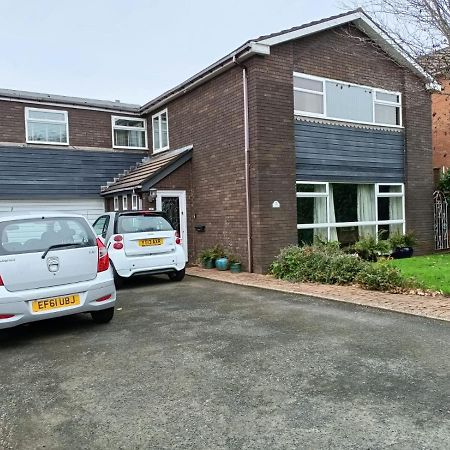 Hotel 5 Ravenhurst Drive Walsall Eksteriør billede