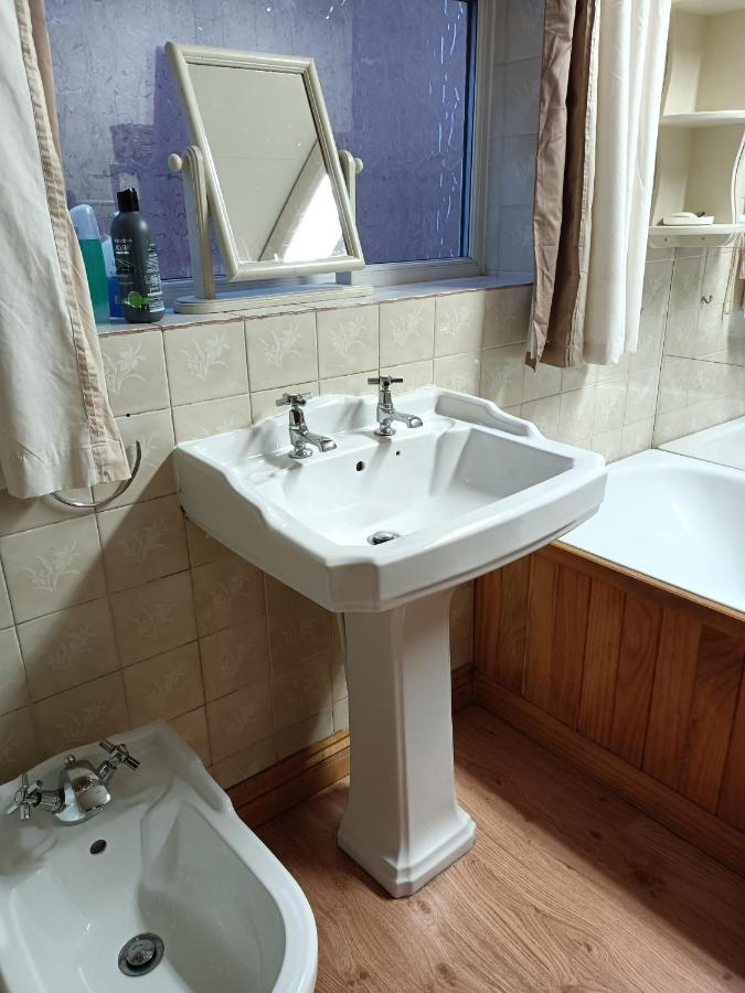 Hotel 5 Ravenhurst Drive Walsall Eksteriør billede