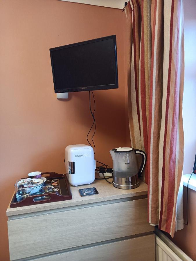 Hotel 5 Ravenhurst Drive Walsall Eksteriør billede