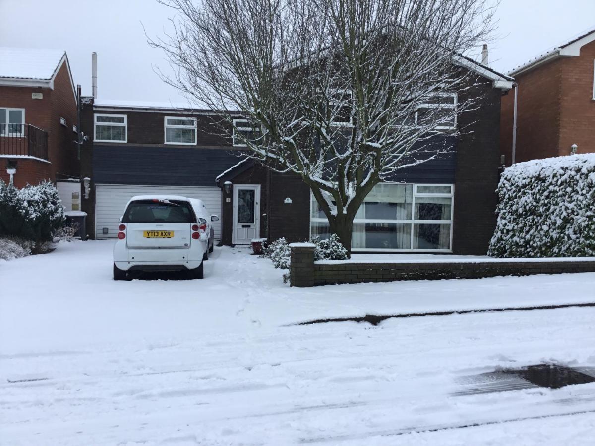 Hotel 5 Ravenhurst Drive Walsall Eksteriør billede